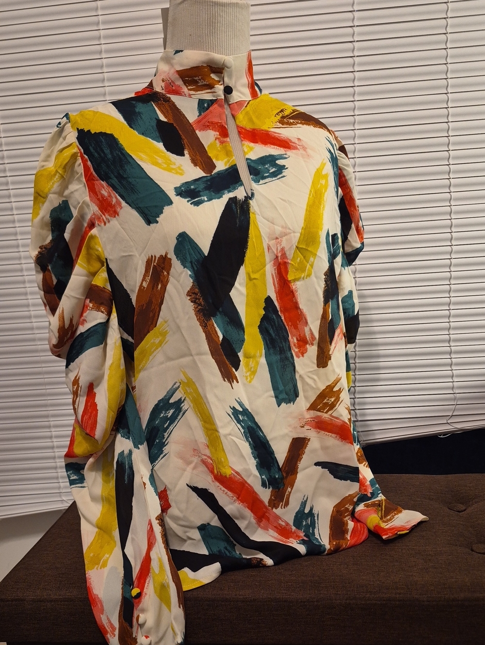 New York & Company Multicolor Brushstroke Button-Front Blouse in Cream